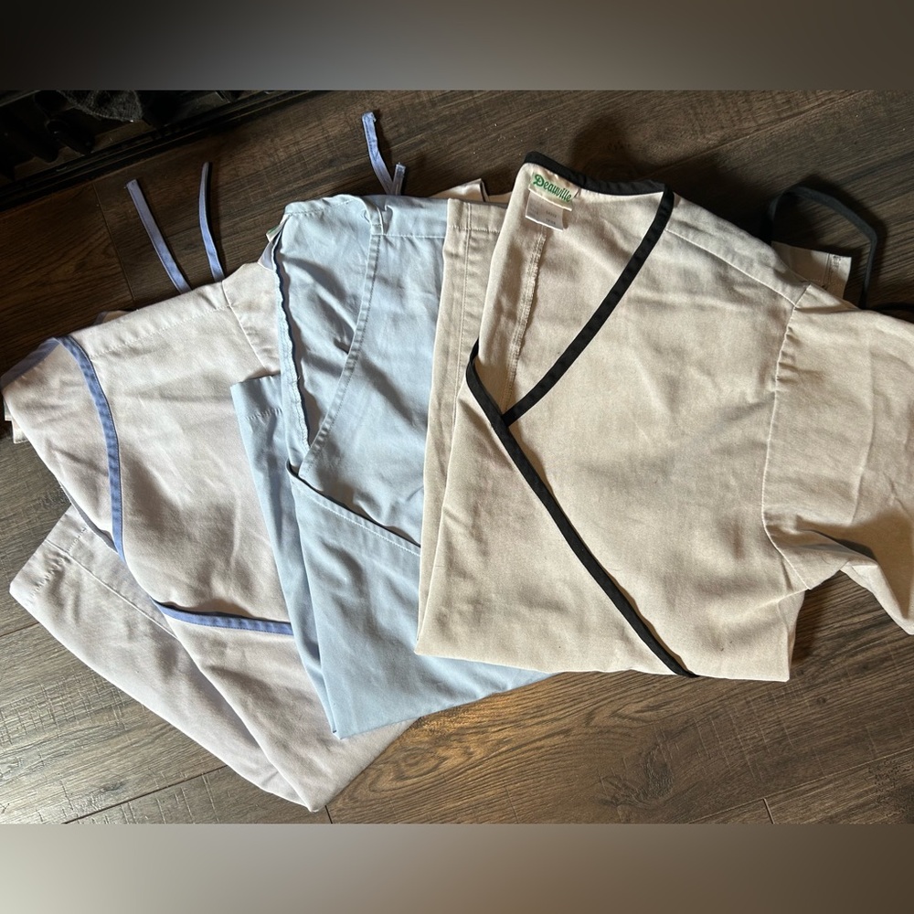Nurse Scrub Top Bundle/Lot Deauville XS